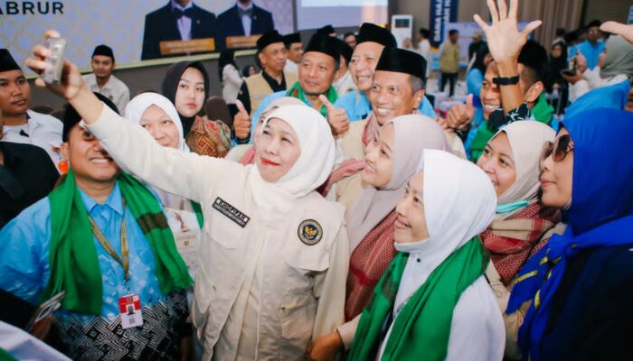 Gubernur Khofifah: Pengoperasian Bandara Dhoho Kediri Akan Memperkuat Layanan Haji dan Memangkas Waktu Tempuh Jamaah Mataraman
