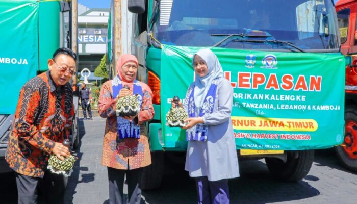 Gubernur Khofifah Lepas Ekspor 405 Ton Ikan Kaleng ke Sejumlah Negara, Bukti Kepercayaan Pasar Global terhadap Produk Perikanan Jawa Timur