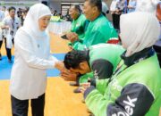 Bantuan Sembako Hadir untuk Kelompok Rentan, Gubernur Khofifah Sebut Bukti Keberpihakan Pemerintah kepada Masyarakat