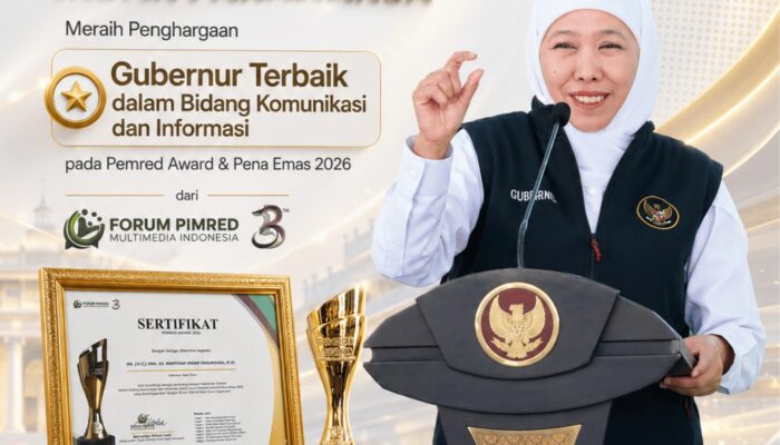 Forum Pimred Multimedia Indonesia Anugerahkan Penghargaan Komunikasi Publik kepada Gubernur Khofifah