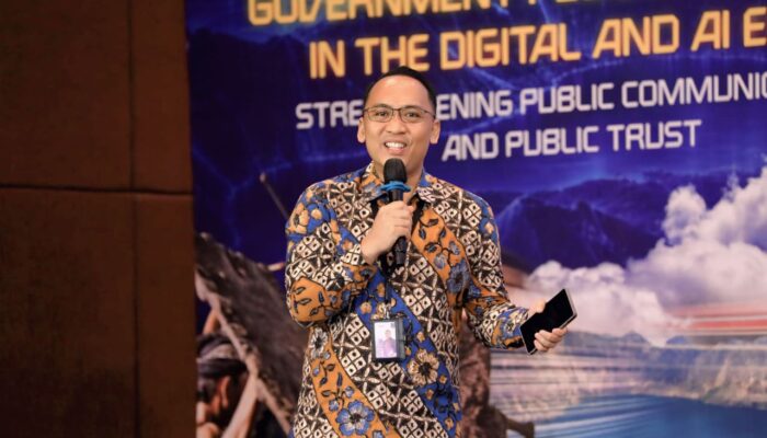 Zainal Muttaqin Bagikan Praktik Baik Pemprov Jatim dalam Membangun Kepercayaan Publik di Era Digital