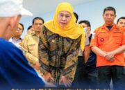 Kebakaran Kapal di Perairan Sumenep, Gubernur Khofifah Perkuat Koordinasi Evakuasi dan Pendataan Korban