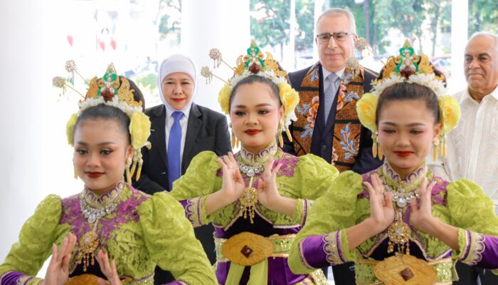 Dubes Maroko Buka Peluang Beasiswa dan Investasi, Gubernur Khofifah Sambut Penguatan Kemitraan dengan Jatim