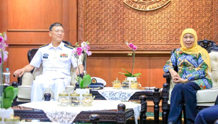 Armada Angkatan Laut RRT Kunjungi Surabaya, Gubernur Khofifah Tekankan Strategisnya Teknologi Perkapalan bagi Negara Maritim