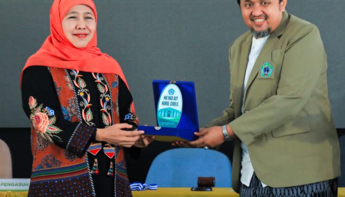 Gubernur Khofifah Dorong Gerakan Tafaqquh Fiddin dari Berbagai Profesi, Tegaskan Jatim Gudangnya Ulama