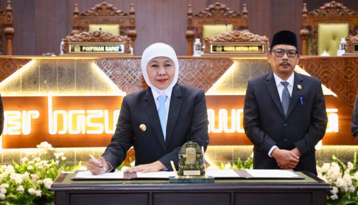 Gubernur Khofifah Naikkan Target Pendapatan P-APBD Jatim 2026 Menjadi Rp26,49 Triliun, Prioritaskan Infrastruktur dan Pelayanan Publik