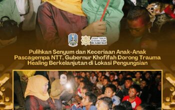 Kunjungi Pengungsian Gempa Manggarai, Khofifah Tekankan Pentingnya Trauma Healing Anak