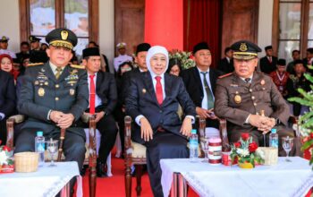 Gubernur Khofifah Tekankan Pentingnya Persatuan, Kemandirian Ekonomi, dan Kualitas SDM dalam Mengamalkan Pancasila