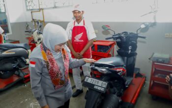 HUT ke-81 Jatim Jadi Momentum Penguatan Vokasi, Gubernur Khofifah Dukung Kolaborasi SMK dan Dunia Industri